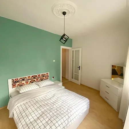 Sisli House Apartment